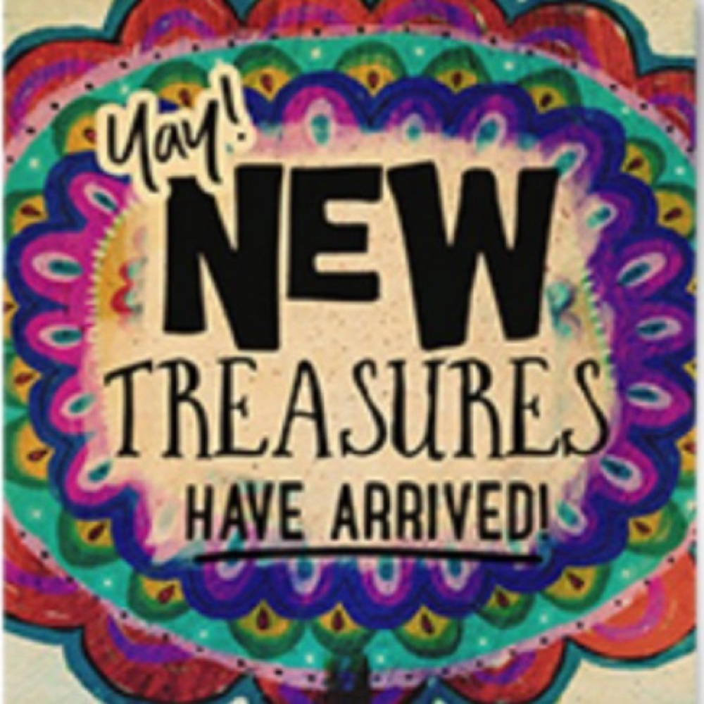 Thanks for taking the time to stop by my closet ❤️ - Picture 14 of 16